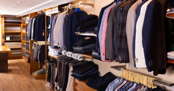 7 חנויות בגדי גברים מותגים אונליין ששווה להכיר